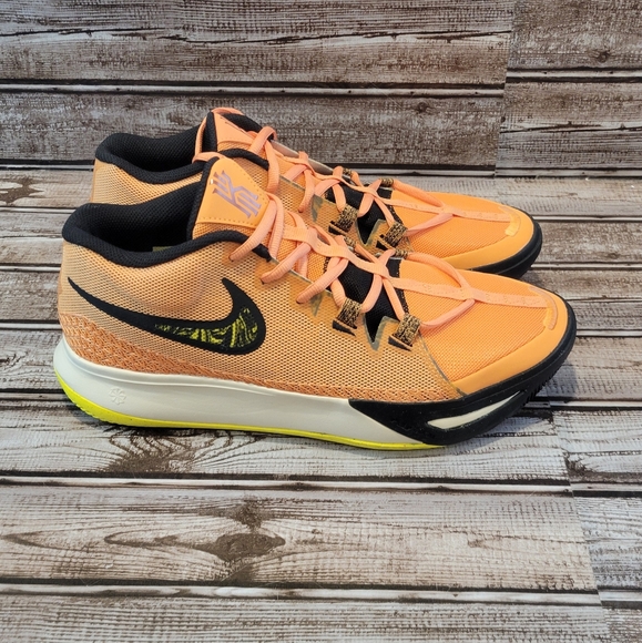 New Men's Nike Kyrie Flytrap 6 Orange Trance Yellow Strike - Picture 4 of 9